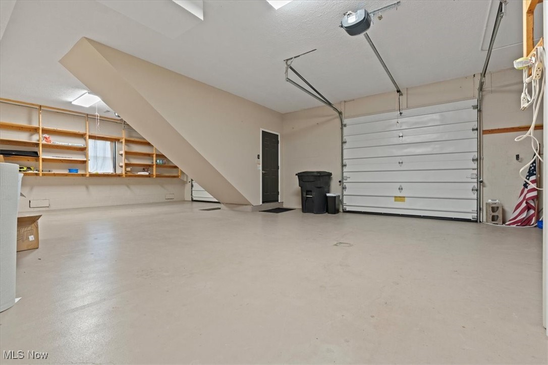 Vienna, West Virginia 26105, United States, 2 Bedrooms Bedrooms, ,3 BathroomsBathrooms,Residential,Active,148761