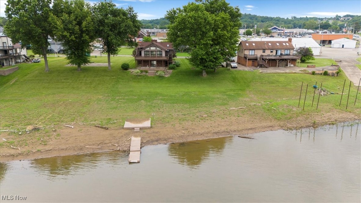 Vienna, West Virginia 26105, United States, 2 Bedrooms Bedrooms, ,3 BathroomsBathrooms,Residential,Active,148761