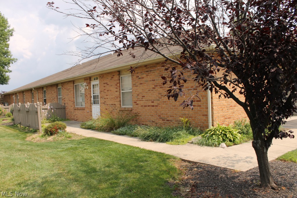 Maintenance free one floor living! Large Ranch condo with 2 bedrooms and 2 full bathrooms. Open floor plan! Room off of family room could be used as a living room/den/office/craft room. 2 car garage with a separate "workshop" area.