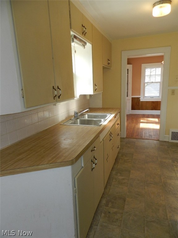 Home Gardens - Residential