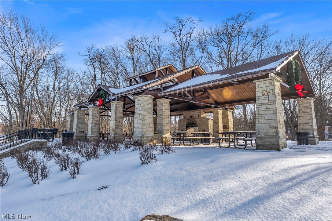 Riverside Gardens - Residential