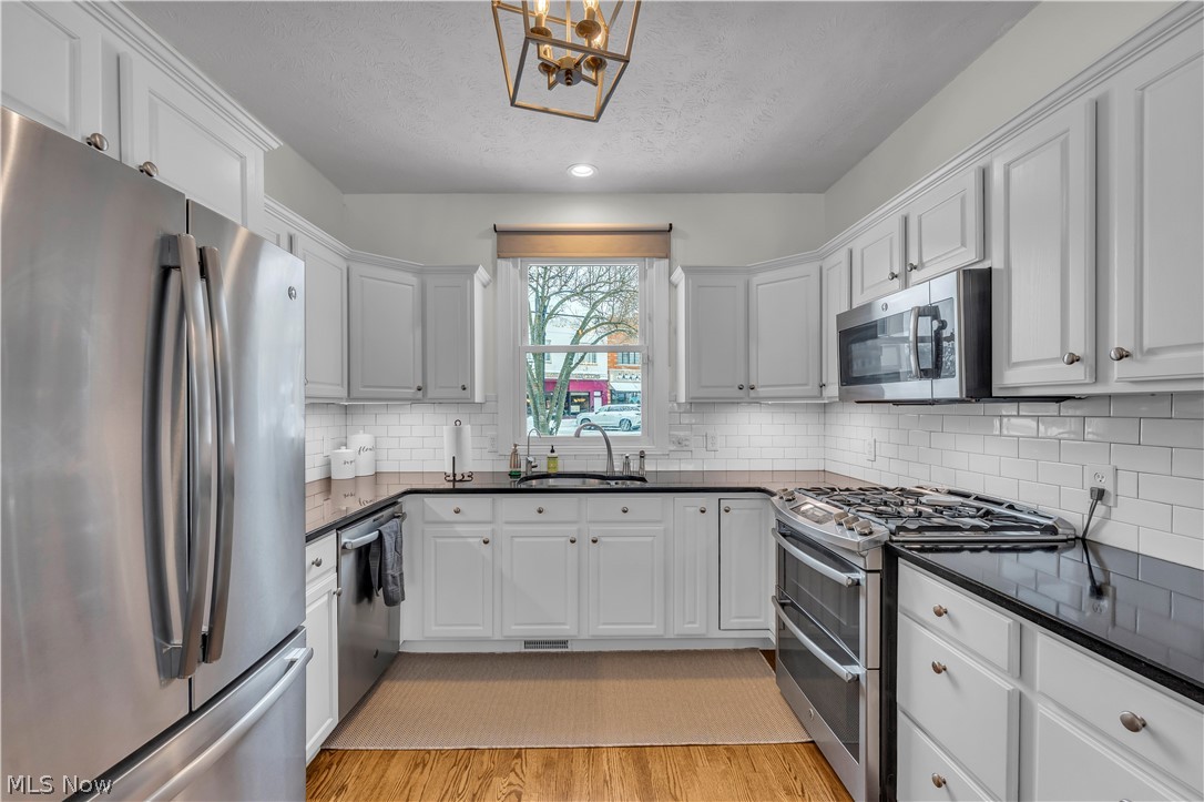 Riverside Gardens - Residential