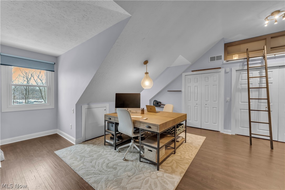 Riverside Gardens - Residential