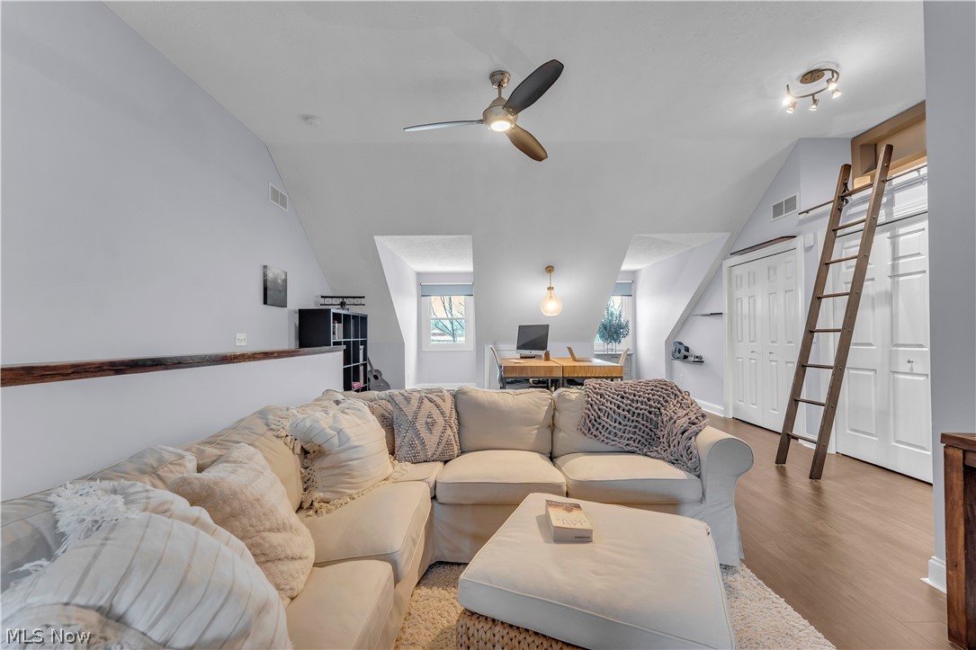 Riverside Gardens - Residential