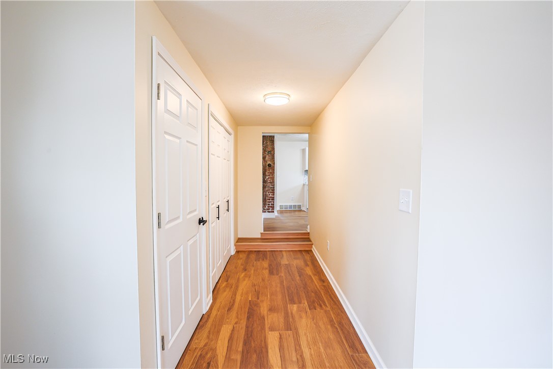 244 S Point Drive, Avon Lake, Ohio image 22