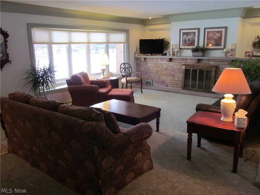 Sam Uhlins Pleasant Vly Homes - Residential