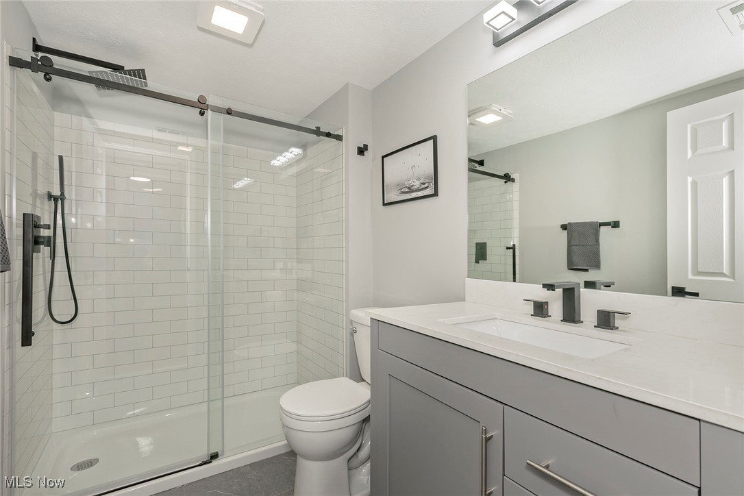 13179 Fairwinds Drive, Strongsville, Ohio image 39