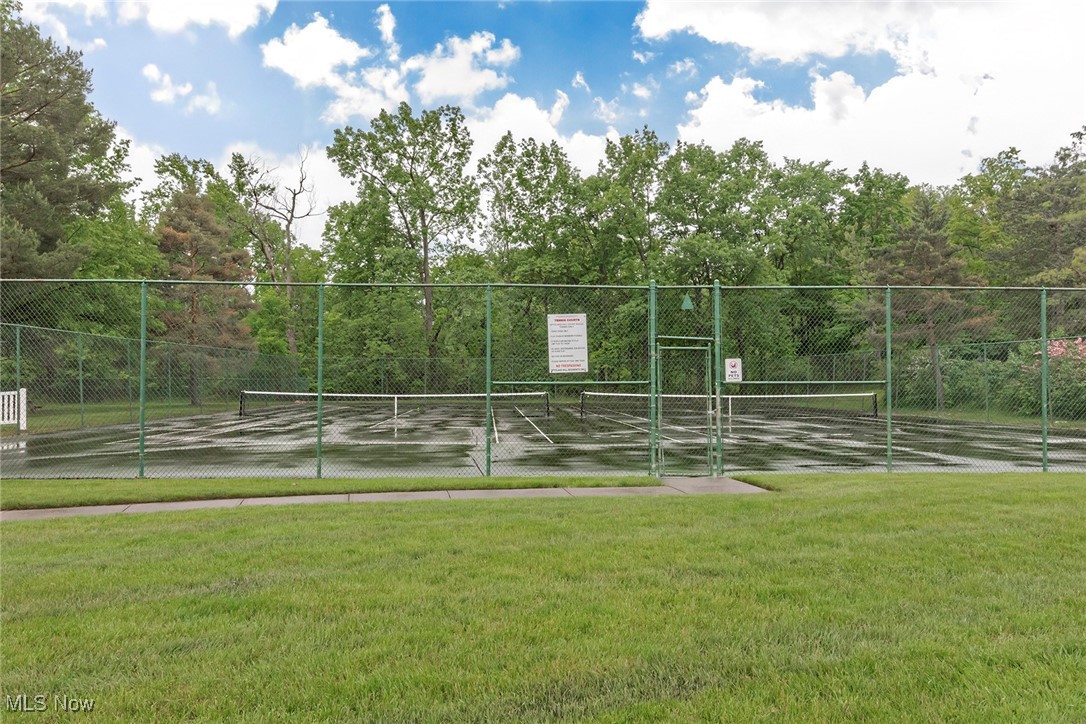 13179 Fairwinds Drive, Strongsville, Ohio image 44