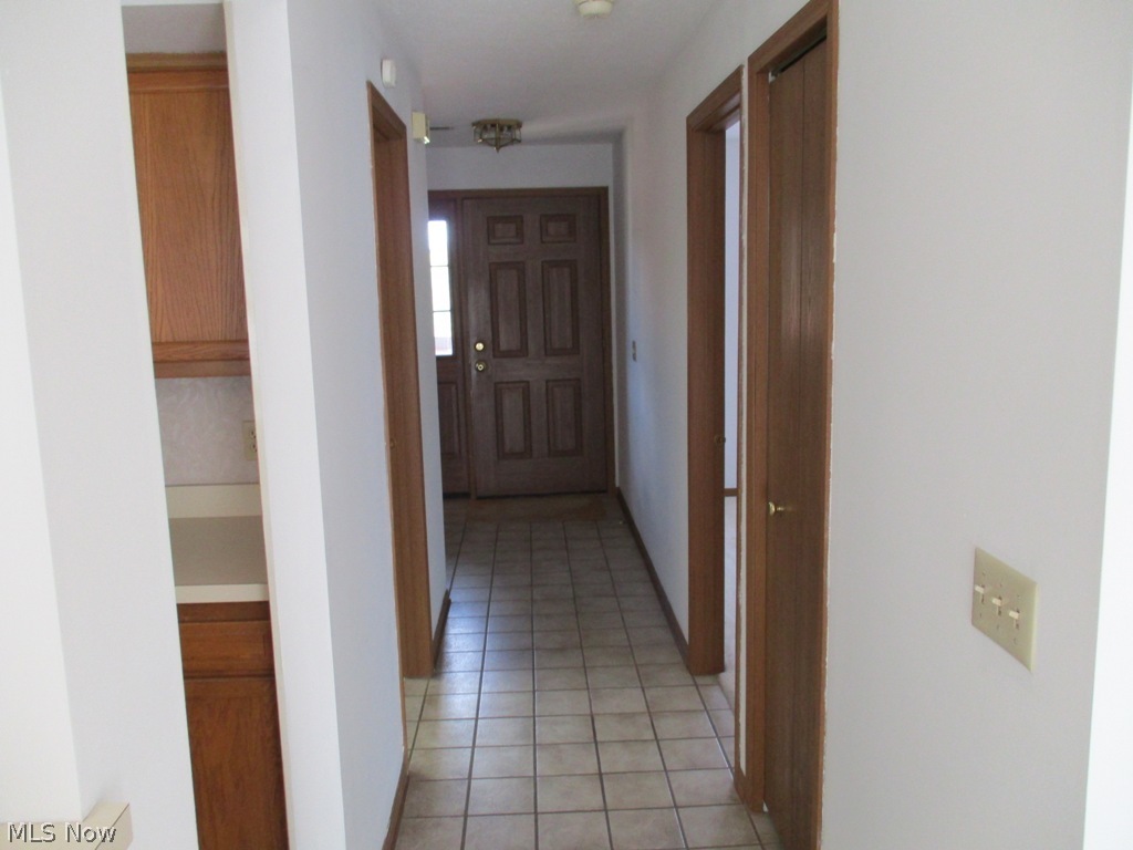 Ledgewater Falls Condo - Residential Lease