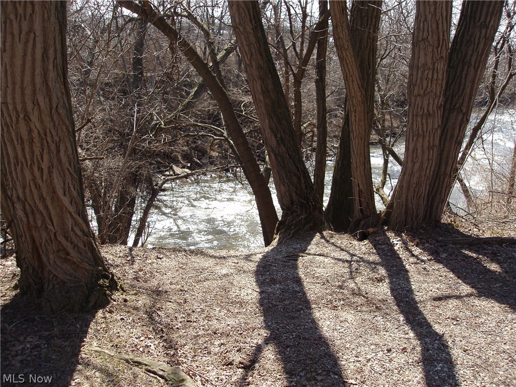 Ledgewater Falls Condo - Residential Lease