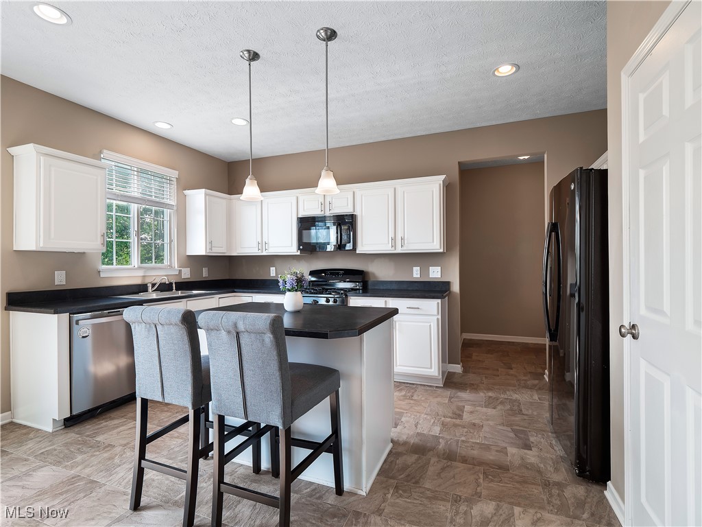 12174 Edgehill Oval, Strongsville, Ohio image 11