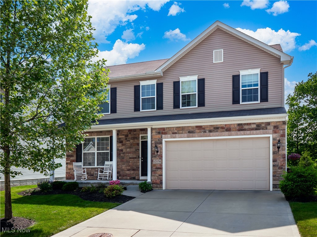 12174 Edgehill Oval, Strongsville, Ohio image 37