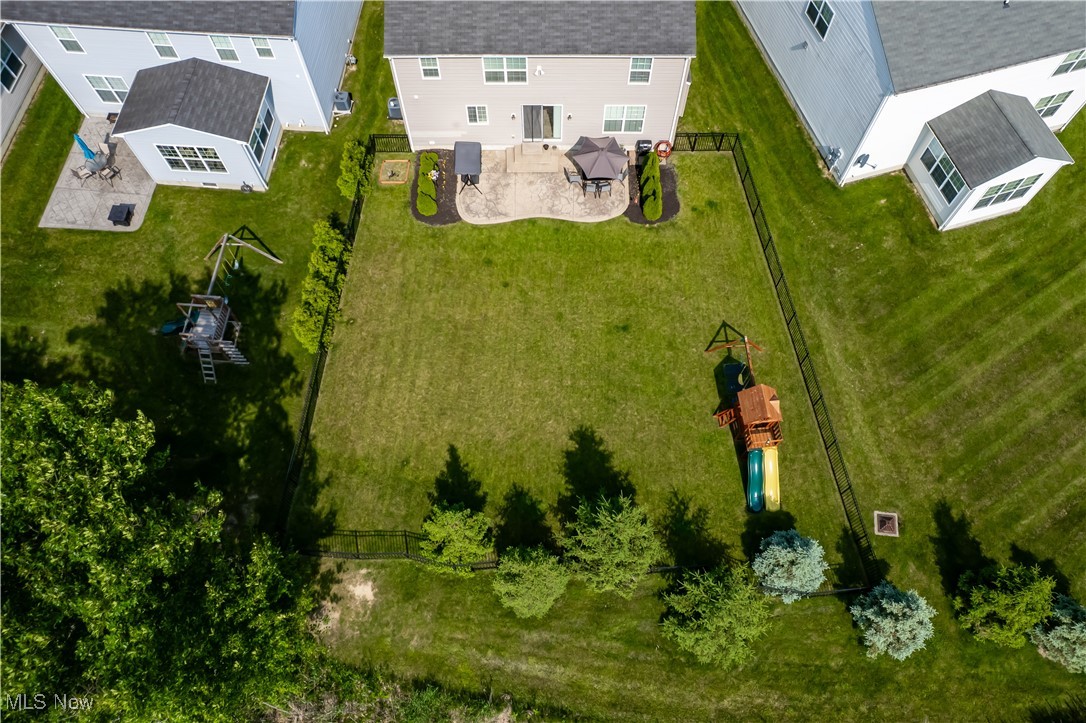 12174 Edgehill Oval, Strongsville, Ohio image 49