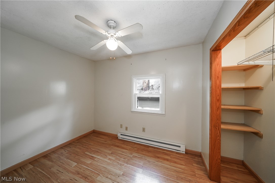 Willowdale Lake - Residential