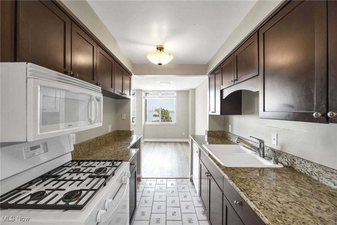 The Carlyle - Residential Lease