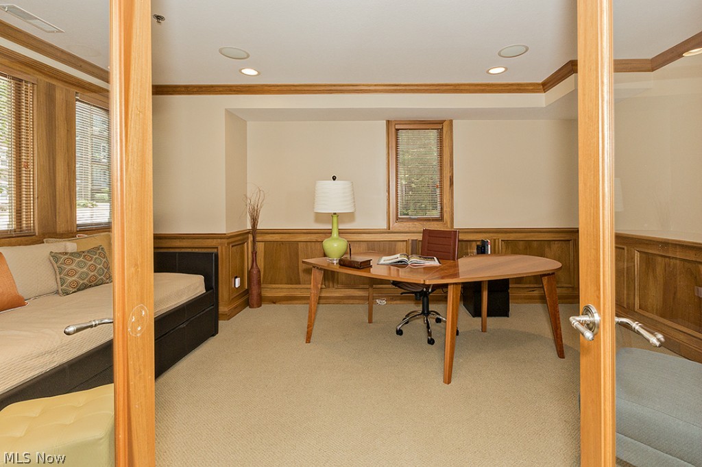 Cedarmount Condo Ph 03 - Residential