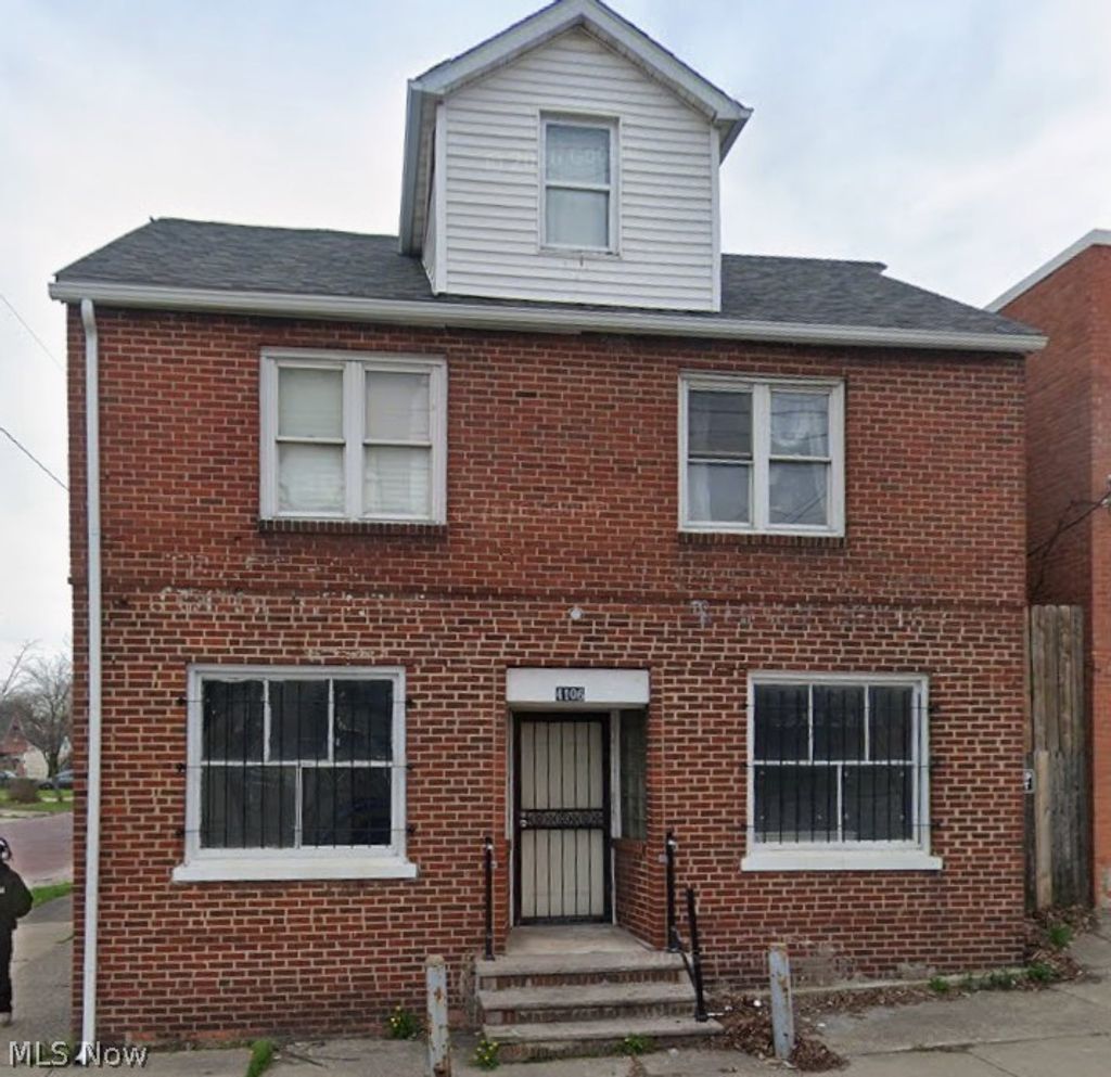 Photo of 4106 Lee Road #3, Cleveland, OH 44128 (MLS # 5212671)
