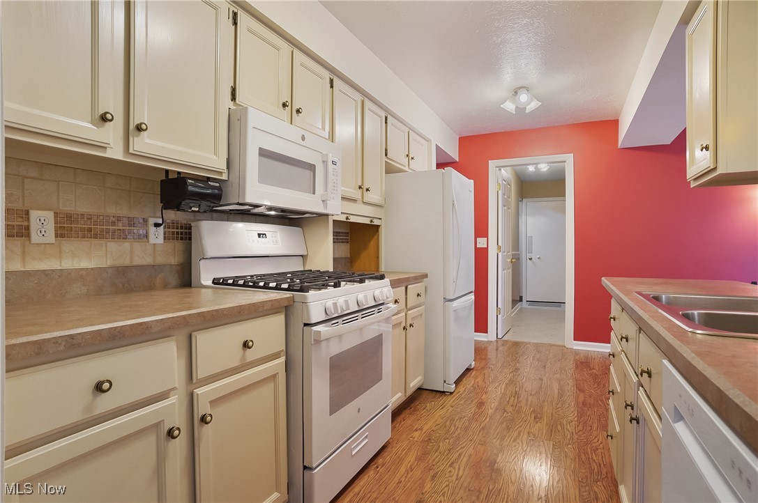 Ethans Woods Condo - Residential