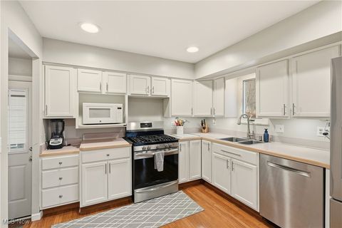 Tiny photo for 5905 Regency Drive, Parma, OH 44129 (MLS # 5179068)