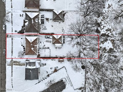 Tiny photo for 5905 Regency Drive, Parma, OH 44129 (MLS # 5179068)