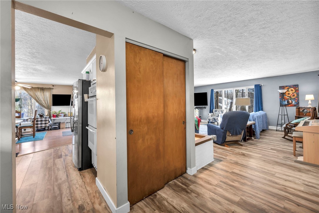 Eastlake Mdws Allotment - Residential