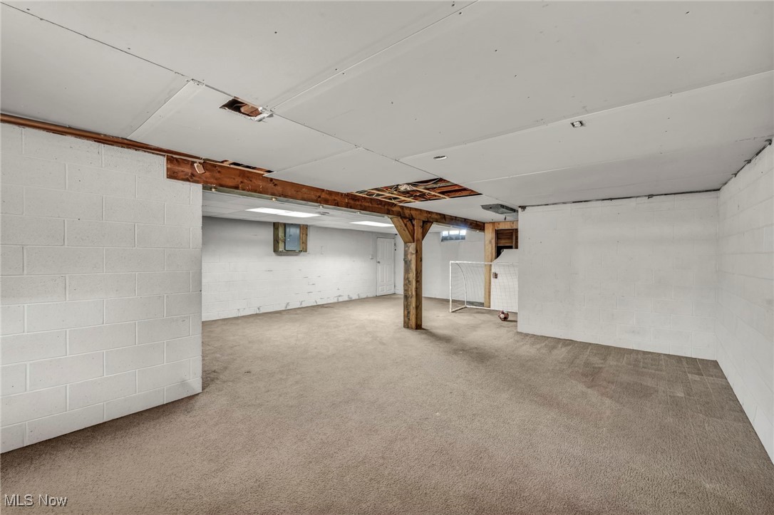 Eastlake Mdws Allotment - Residential