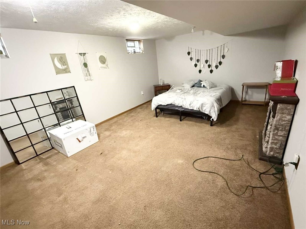 Eastlake Mdws Allotment - Residential