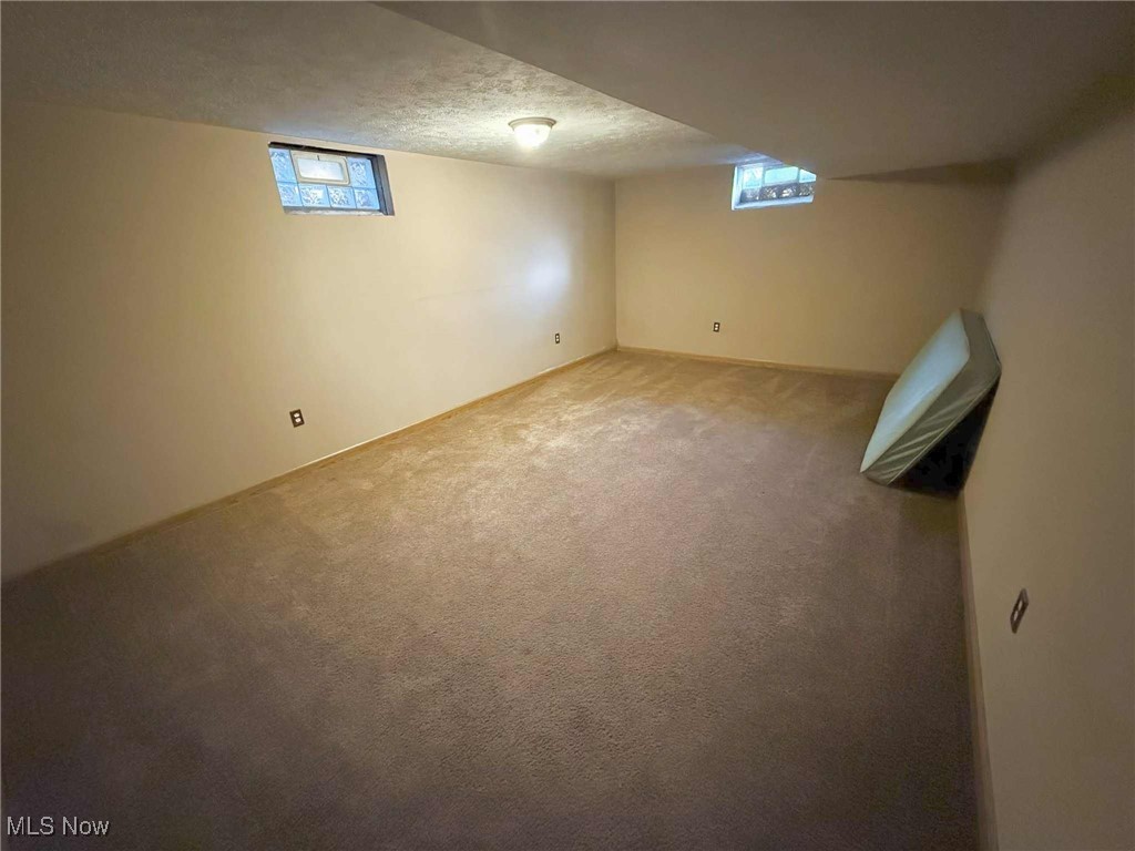 Eastlake Mdws Allotment - Residential