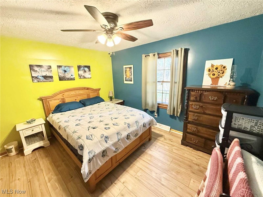 Eastlake Mdws Allotment - Residential