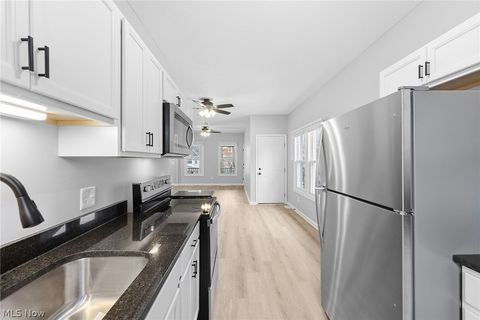 Tiny photo for 1535 Lakewood Avenue, Lakewood, OH 44107 (MLS # 5187210)