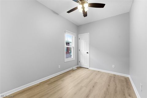 Tiny photo for 1535 Lakewood Avenue, Lakewood, OH 44107 (MLS # 5187210)