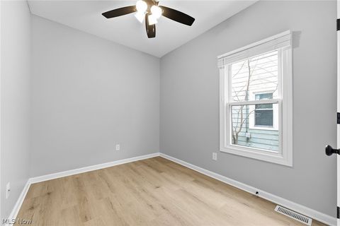 Tiny photo for 1535 Lakewood Avenue, Lakewood, OH 44107 (MLS # 5187210)