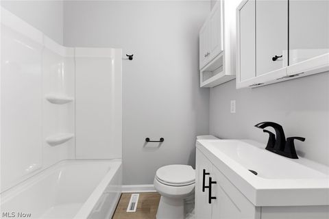 Tiny photo for 1535 Lakewood Avenue, Lakewood, OH 44107 (MLS # 5187210)