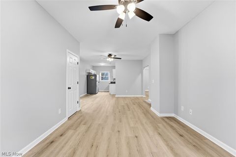 Tiny photo for 1535 Lakewood Avenue, Lakewood, OH 44107 (MLS # 5187210)