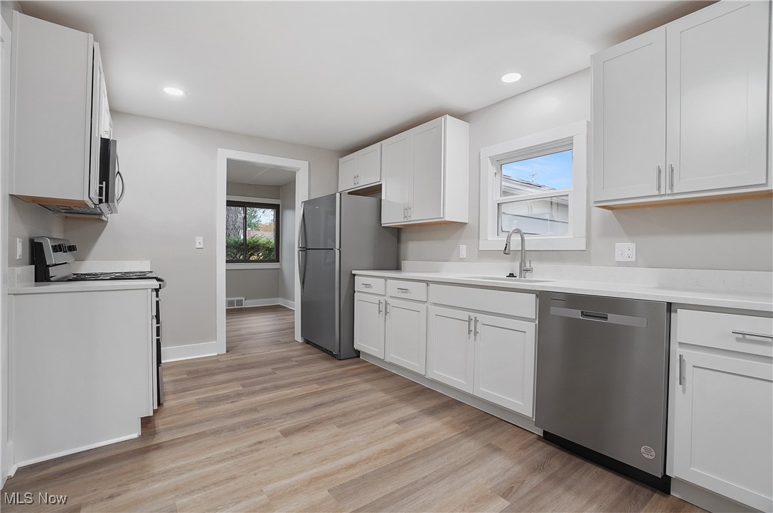 Kiwanis Lake - Residential