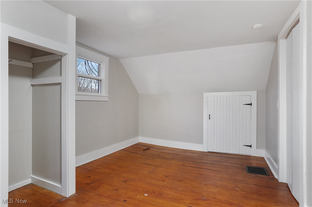 Kiwanis Lake - Residential