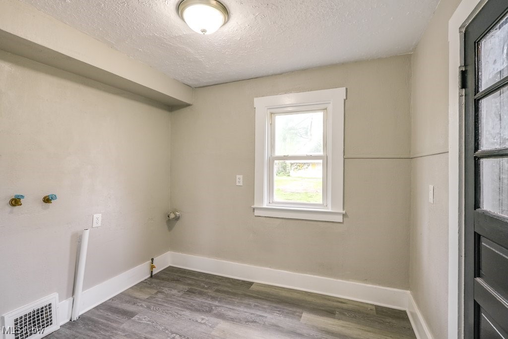 1355 Garfield Avenue, Canton, Ohio image 10