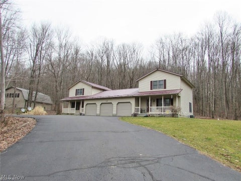 Multifamily For Rent - 1322 Steele Hill Road<br/> New Philadelphia, OH 44663