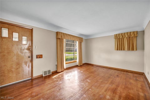 Tiny photo for 13107 Woodward Boulevard, Garfield Heights, OH 44125 (MLS # 5239615)