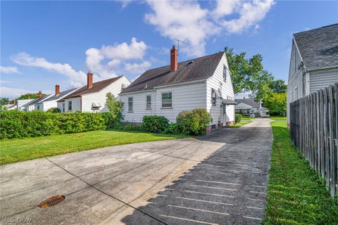 Tiny photo for 13107 Woodward Boulevard, Garfield Heights, OH 44125 (MLS # 5239615)