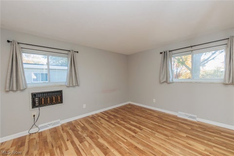 Tiny photo for 1384 Golden Gate Boulevard #D206, Mayfield Heights, OH 44124 (MLS # 5254385)