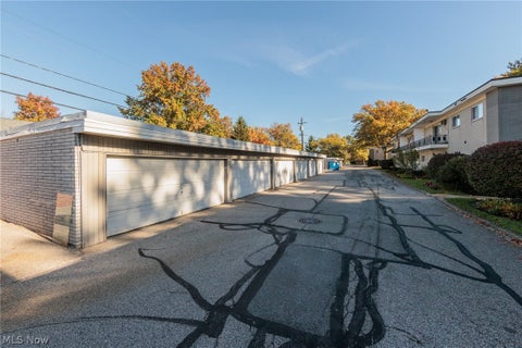Tiny photo for 1384 Golden Gate Boulevard #D206, Mayfield Heights, OH 44124 (MLS # 5254385)