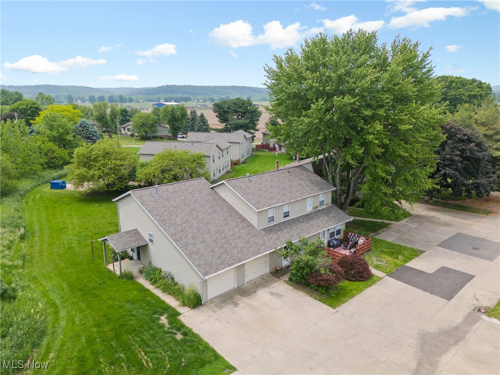 805 Kerns Drive NE