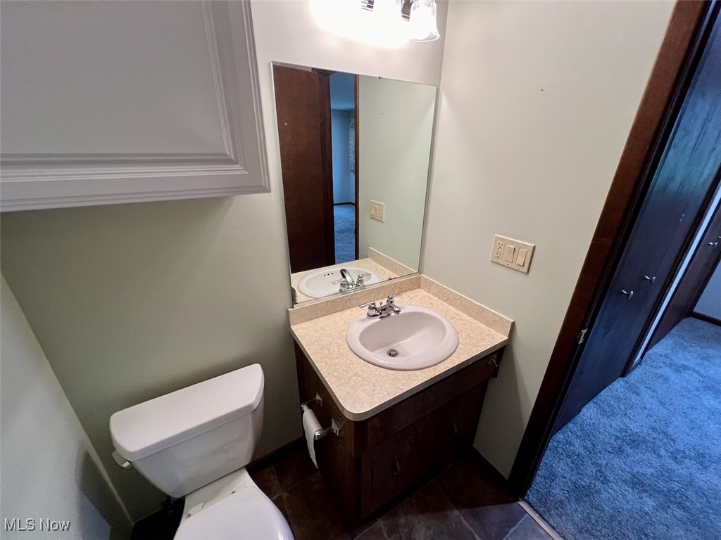 9619 Huntington Park Drive, Strongsville, Ohio image 17