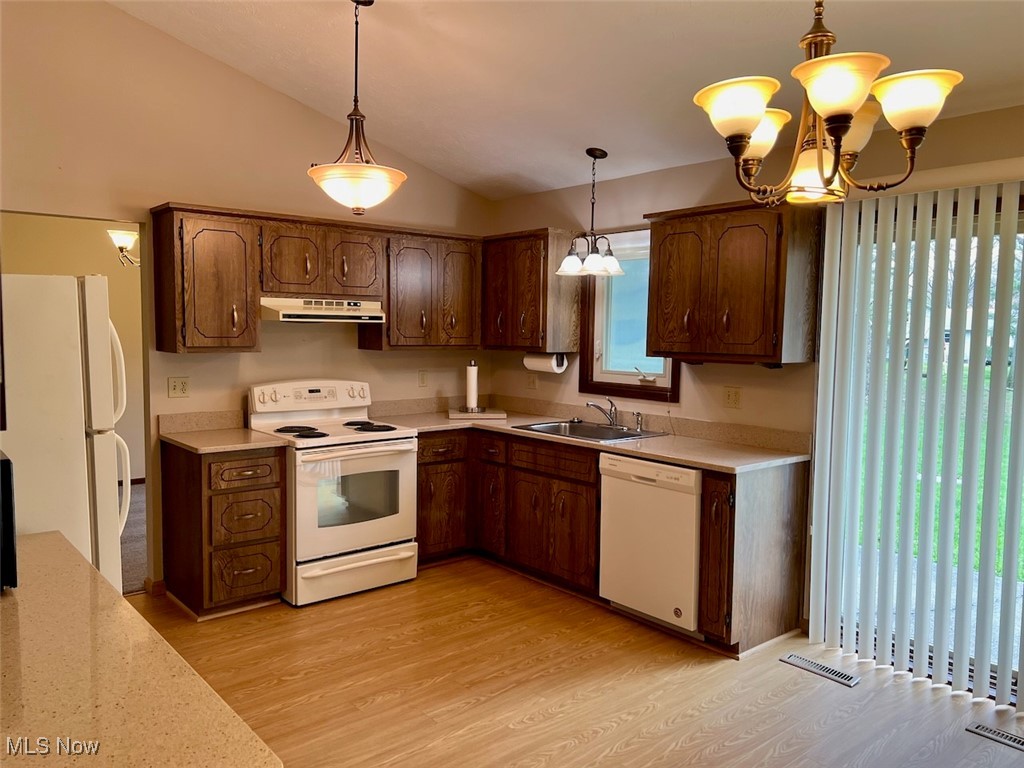 9619 Huntington Park Drive, Strongsville, Ohio image 4