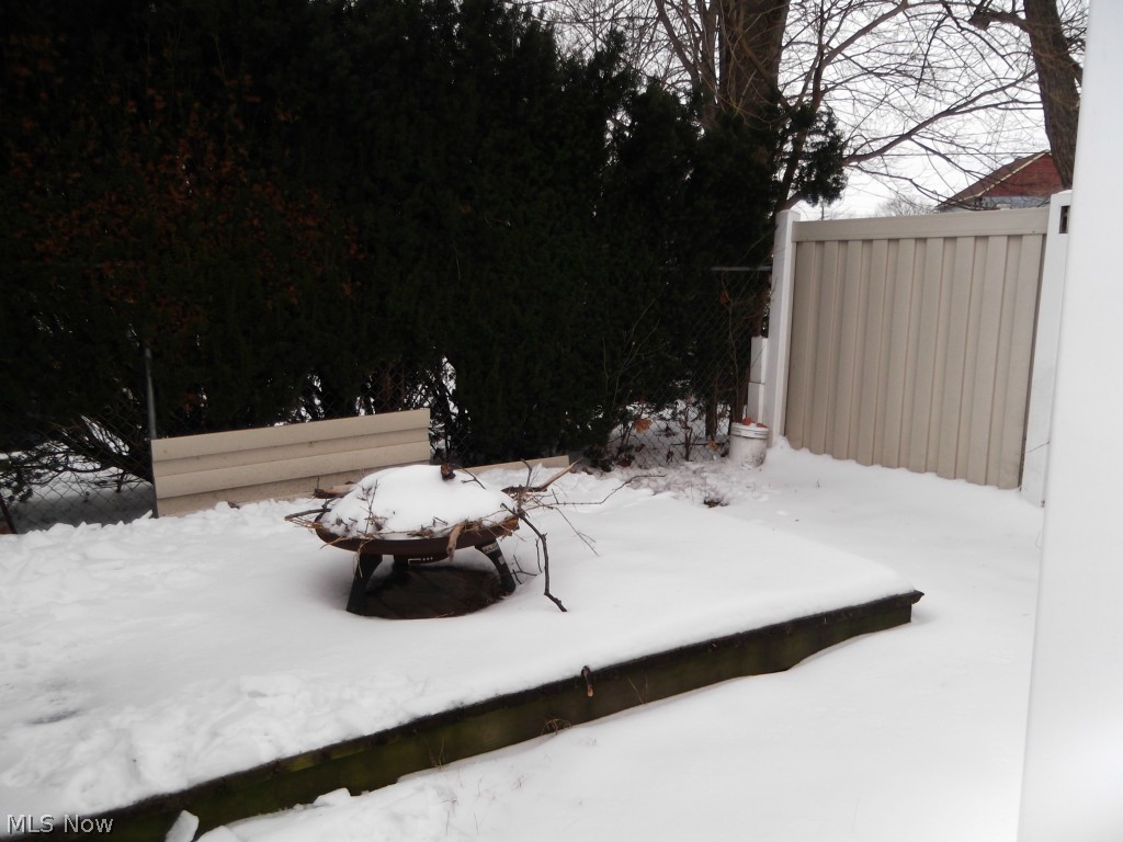 Village/Hartville - Residential