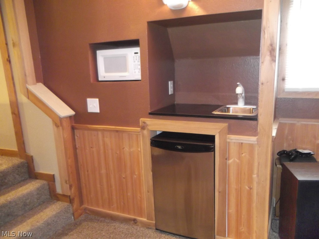 Village/Hartville - Residential