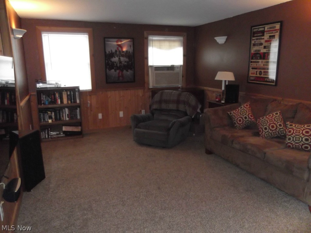 Village/Hartville - Residential