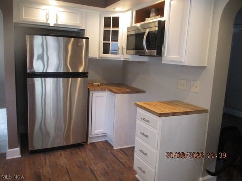 Tiny photo for 3755 Highland Road, Cleveland, OH 44111 (MLS # 5240808)