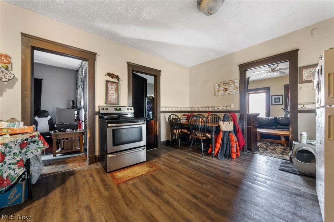 Washington Park Blvd - Residential Income